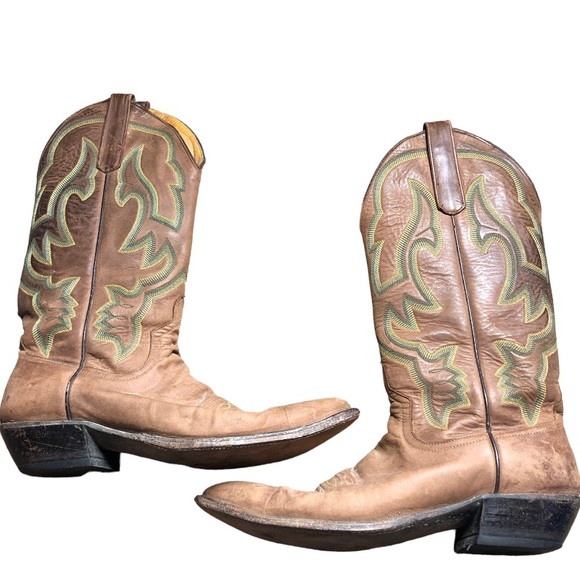 Code West Shoes - Anderson Bean Company Distressing Embroidery Cowgirl Pointed toe Boots Size 9